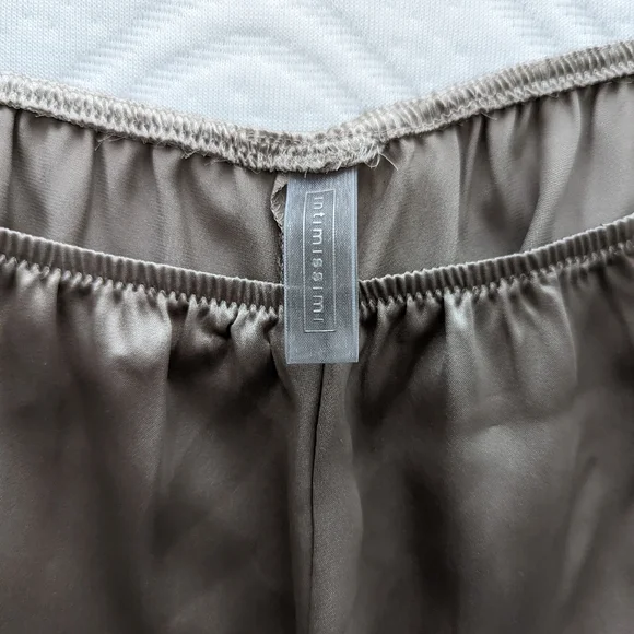 Pajama Set - Picture 5 of 6